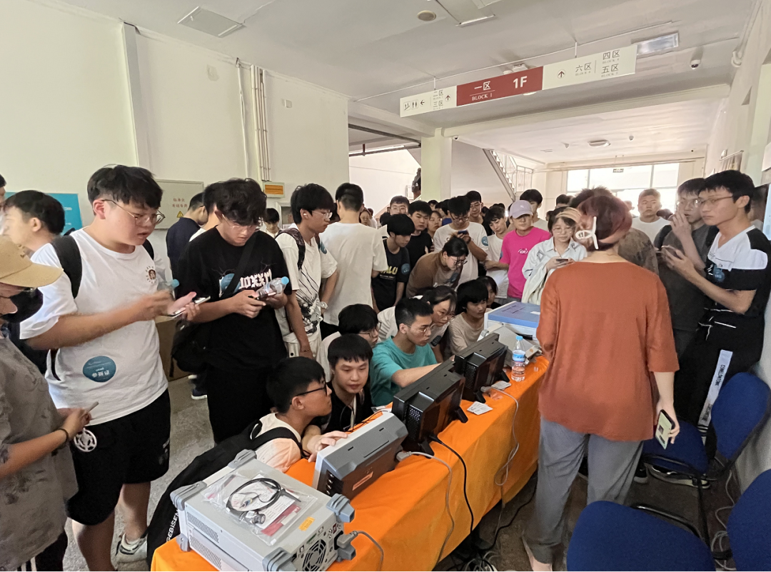 https://mmbiz.qpic.cn/sz_mmbiz_png/6vn7EyECOCAWiczN8U4dq7jEfKBdJGw8icOcDlgcpuBU2AicJN4oHFe1rvG2oAict0cSOoZBm115VQeunFkKFZfKEQ/640?wx_fmt=png